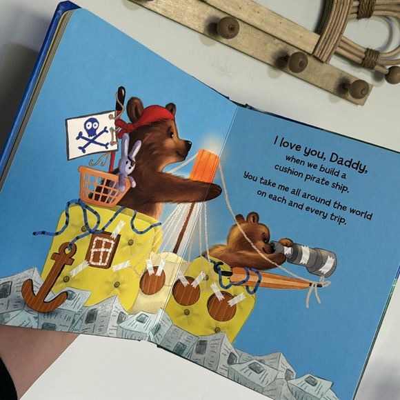 Book - Picture 4 of 6